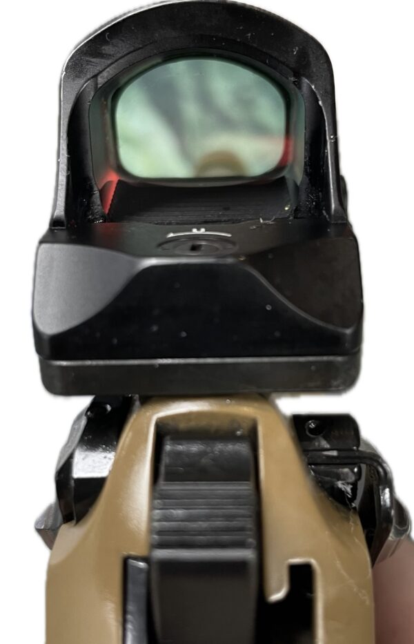 Holosun Optic installed with Beretta Dovetail Red Dot Mounting Kit with
