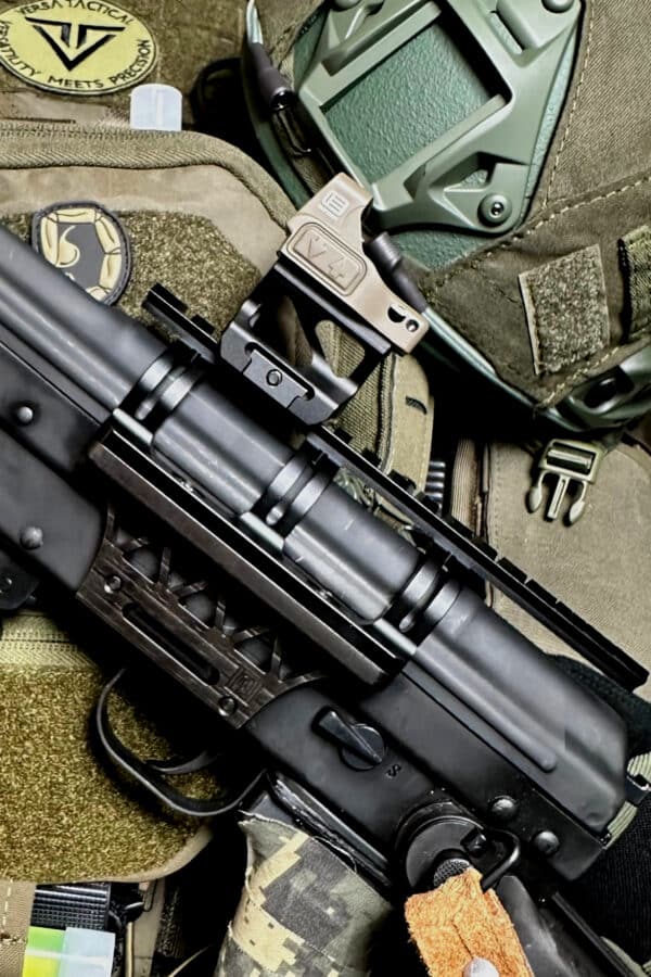 Versa Tactical Type 81 Optic Mount with Eotech EFLEX, Type 81 picatinny Optic Mount